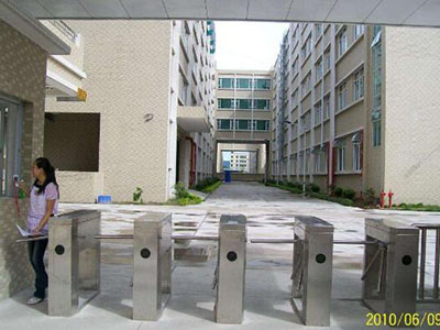 矛_庄三辊闸安装